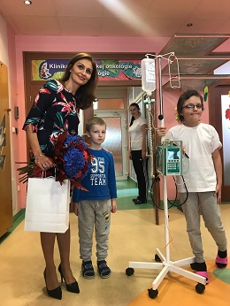 Ministerka zdravotnictva Andrea Kalavská na návšteve detskej onkológie v Banskej Bystrici 