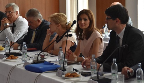 Ministerka zdravotníctva Andrea Kalavská na rokovaní vlády vo Veľkom Krtíši