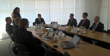 Na MZ SR sa za účasti ministra Tomáša Druckera uskutočnil okrúhly stôl na tému rozvoja biomedicínskeho výskumu