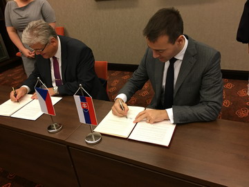 Ministri zdravotníctva SR a ČR Tomáš Drucker a Miloslav Ludvík podpísali memorandum o spolupráci