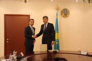 Minister zdravotníctva Tomáš Drucker sa v Astane stretol s kazašským ministrom zdravotníctva Yelzhanom Birtanovom