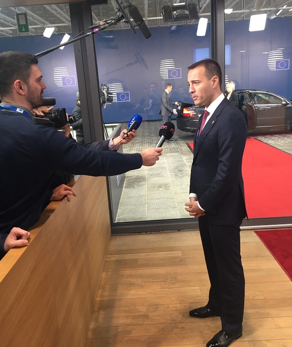 Minister zdravotníctva Tomáš Drucker pred hlasovaním o presídlení Európskej liekovej agentúry v Bruseli Minister zdravotníctva Tomáš Drucker pred hlasovaním o presídlení Európskej liekovej agentúry v Bruseli