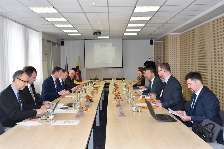 Minister zdravotníctva Tomáš Drucker rokoval s vedením Prešovského samosprávneho kraja Minister zdravotníctva Tomáš Drucker rokoval s vedením Prešovského samosprávneho kraja