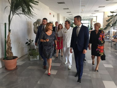 Minister zdravotníctva Tomáš Drucker s podpredsedom vlády Petrom Pellegrinim navštívili rehabilitačné centrum v Kováčovej