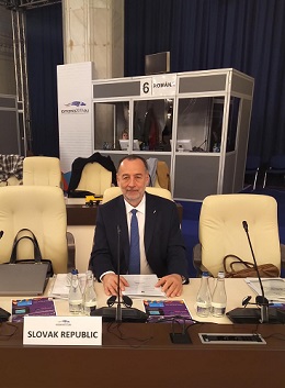 Štátny tajomník MZ Stanislav Špánik na neformálnom rokovaní v Bukurešti