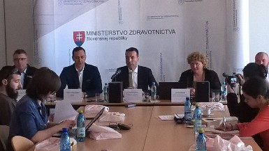 minister zdravotníctva SR Tomáš Drucker podporil III. ročník projektu Od Tatier k Dunaju, ktorý organizuje Občianske združenie sclerosis multiplex – Nádej
