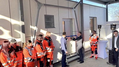 Štátny tajomník Michal Štofko na uvedení prvej modulárnej stanice záchrannej zdravotnej služby