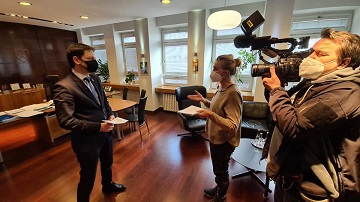 Šéf rezortu zdravotníctva Eduard Heger poďakoval pre dánsku verejnoprávnu televíziu DR za pomoc lekárom zo zahraničia