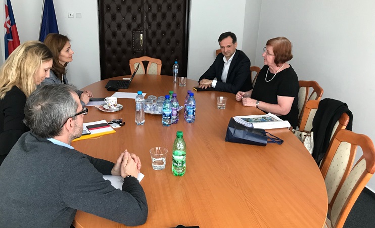 Ministerka zdravotníctva Andrea Kalavská sa stretla s vedením FN Nitra