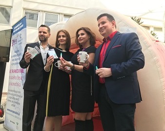 Ministerka zdravotníctva Andrea Kalavská zo zástupcami organizácie Europacolon spúšťajú národný skríningový program rakoviny 