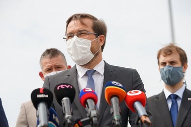 Minister zdravotníctva Marek Krajčí o inteligentnej smart karanténe