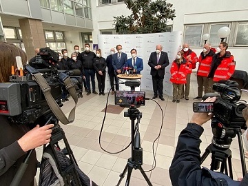 Slovensku pomôže v boji s pandémiou 11 zdravotníkov z Belgicka a Dánska Slovensku pomôže v boji s pandémiou 11 zdravotníkov z Belgicka a Dánska