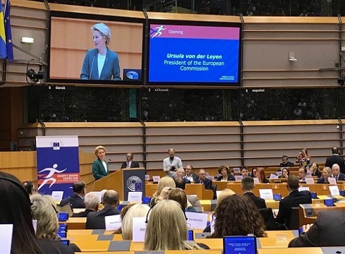 Na stretnutí  k príprave Akčného plánu k boju proti rakovine vystúpila predsedníčka Európskej komisie Ursula von der Leyen