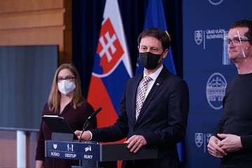 Minister zdravotníctva Eduard Heger po rokovaní vlády o predĺžení núdzového stavu Minister zdravotníctva Eduard Heger po rokovaní vlády o predĺžení núdzového stavu